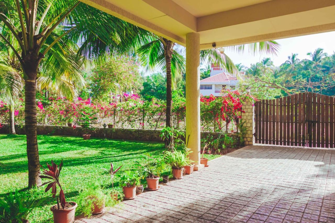Saffronstays La Casa Maestro, Kashid - Spanish-Style Luxury Villa Near Kashid Beach Exterior foto